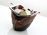 Днепродзержинск «пасет задних»