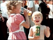 Алкоголь — детям!