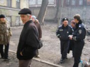 Скандал вокруг дома по Аношкина продолжается