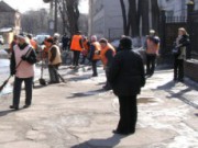 В Днепродзержинске начался месячник благоустройства