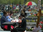 Днепродзержинские кладбища снова нуждаются в уборке