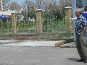 Киоски все продолжают «расти из-под земли» киоск