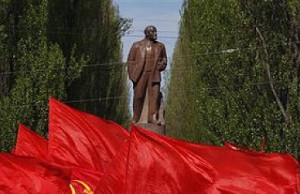 Симоненко приехал к народу не с пустыми руками