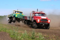 гонка грузовиков гонка грузовиков