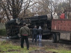 камаз перевернулся