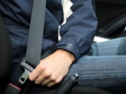 Сотрудники ГАИ напоминают горожанам о существовании ремней безопасности ремни безопасности