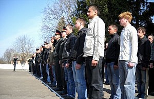 Ловить уклонистов будет милиция армия