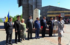 В поселке Аулы состоялся митинг памяти митинг