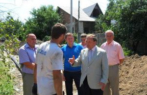 Мэр посетил частный сектор Соцгорода сафронов