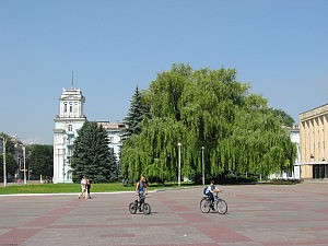 город город