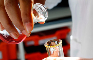 Вода в Днепродзержинске «кишит» медью и марганцем