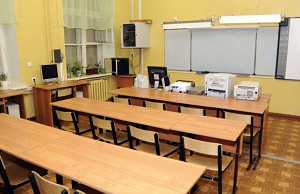 Под Днепродзиржинском власти забыли о школьниках