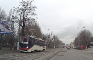 Жители города увидели купленный трамвай