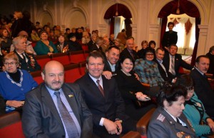 Депутати Дніпродзержинської міської ради хочуть стабiльностi