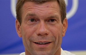 В имении Царева дежурят автоматчики