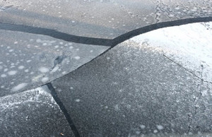 Горожане интересуются, как долго им еще ломать руки и ноги?