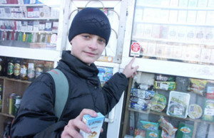 Сообщать о продаже спиртного детям можно на горячую линию