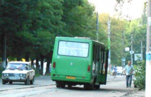 Маршрутки не перевозят горожан в вечернее время