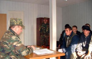 В городе комплектуют отряды самообороны