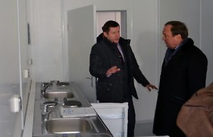 Переселенцы не торопятся переезжать в модульный городок