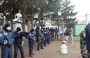 Милиционеры провели тактические занятия