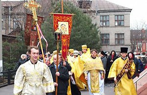 В четверг в центре города ограничат движение транспорта