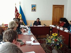 В горсовете развернулась борьба за традиционные ценности