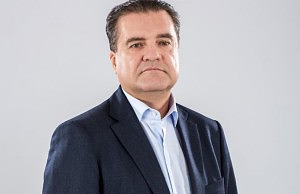 Дубинина обвинили в безразличии к проблемам округа