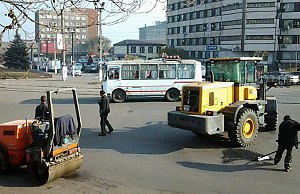 Дороги в ямах, а разметка стерлась