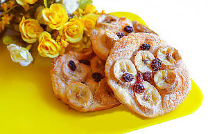 Слойки с бананом