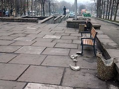 Власти благоустраивают, а вандалы разрушают