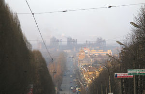 Днепродзержинец требует установить социальную справедливость