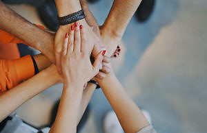 Уволить куратора сферы транспорта и установить справедливые тарифы требуют горожане