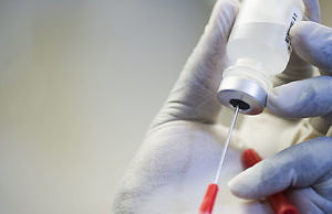 Импортная вакцина поступила в Каменское