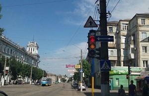 14 светофоров установили на одном из перекрестков