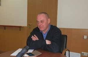 Начальник полиции живет на зарплату, а его подчиненные массово увольняются