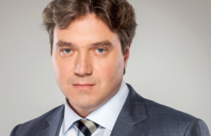 «Крона» не хочет терять огромную прибыль и пытается снова навязать свои услуги