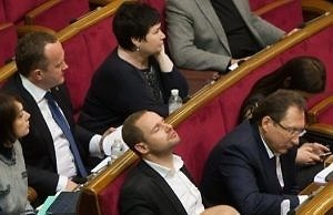 «Депутатов просто подставили!», — Александр Дубинин о повышении зарплат