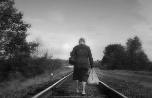 Из-за долгов будут отменены остановки электропоездов на станциях Днепродзержинск-Пасс. и Верхнеднепровск