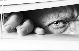 За Голосным началась слежка