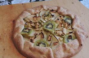 Галета с яблоками и киви