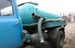 Исполком Каменского установит тариф на вывоз жидких нечистот