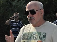 Новый директор «Трамвая» хочет лишить почетного гражданина звания