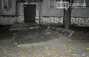 На детей обрушился козырек подъезда. Кого привлекут к ответственности?