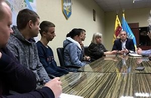 Мэр Каменского встретился с инициативной группой участников митинга