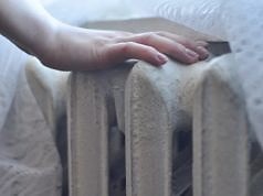 Отопления нет, управляющие велели ждать