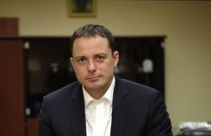 Критиковать Белоусова теперь можно на его страницах в социальных сетях Facebook и Instagram.