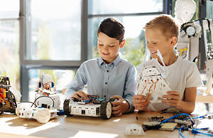 Осенью в Каменском откроется школа робототехники