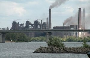 Какие мероприятия по улучшению воздуха провел ДМК на 35 миллионов гривен?