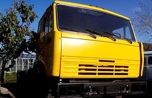 Неизвестное мясоперерабатывающее предприятие разбросало свои отходы